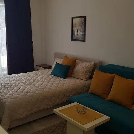 아파트 Andre P05 Milmari 카파오닉